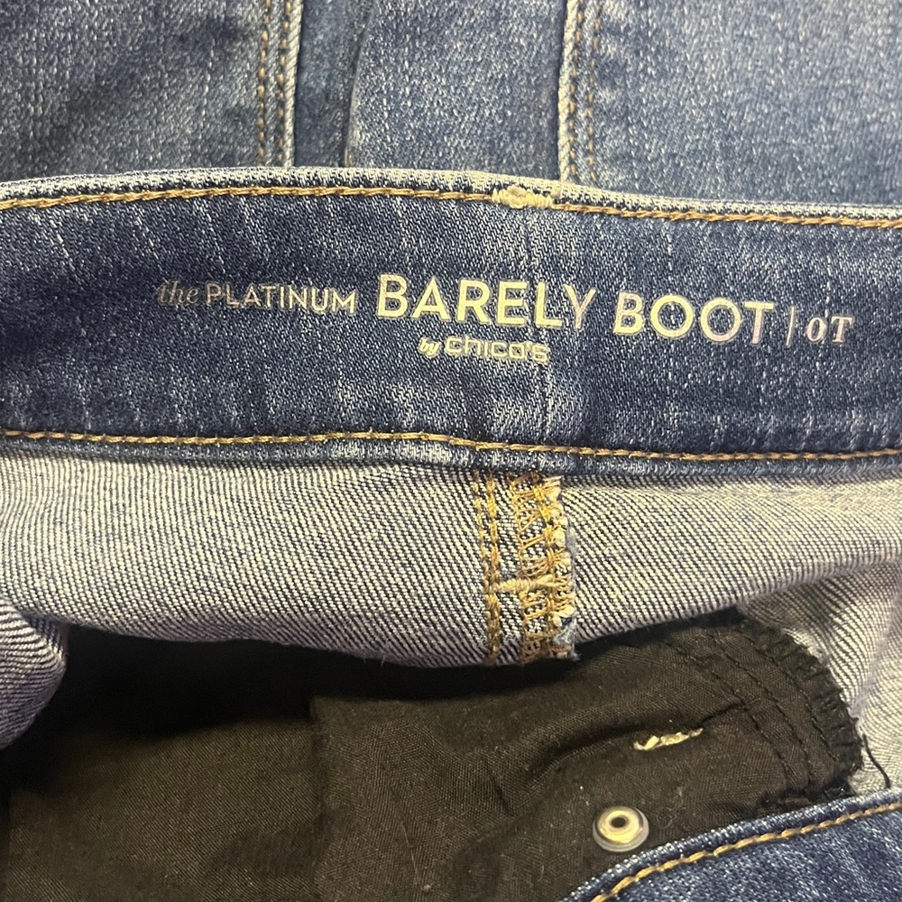 Women’s Chico’s Jeans The Platinum Barely Boot Size US 4T Stretch Denim Bootcut - Picture 5 of 7